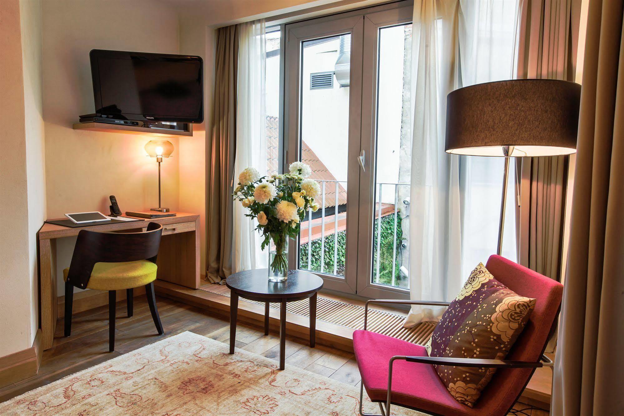 Dome Hotell 5*